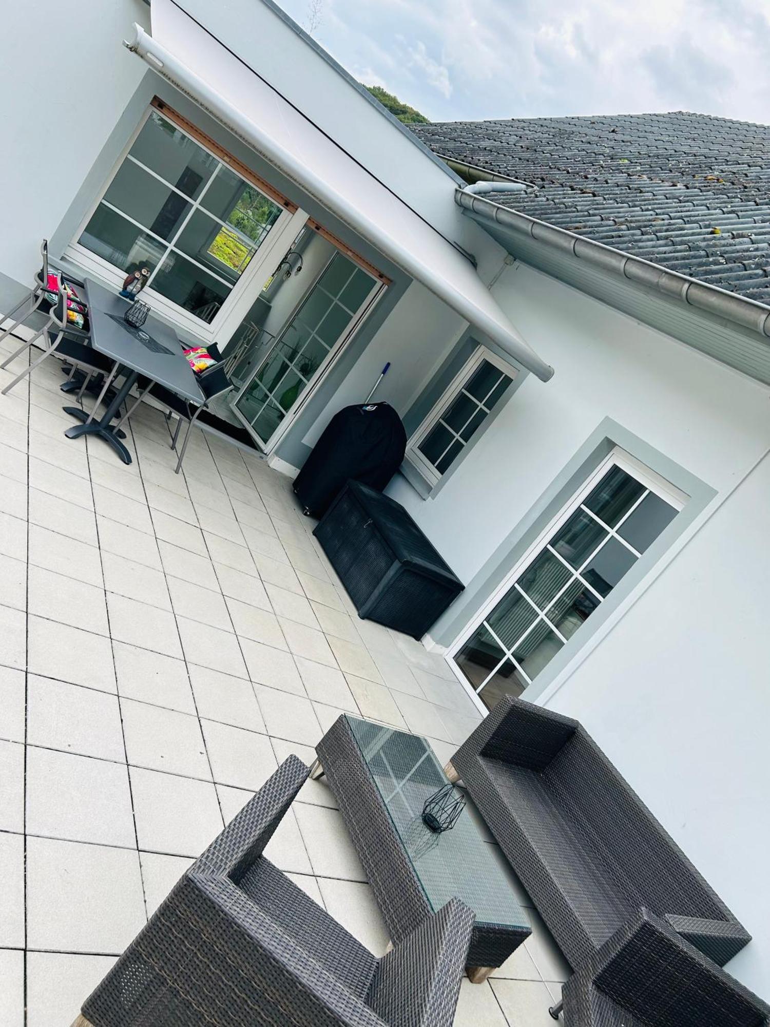 Apartamento Radfahr /wander/familien/genuss-ferienwohnung Ambros Südeifel *